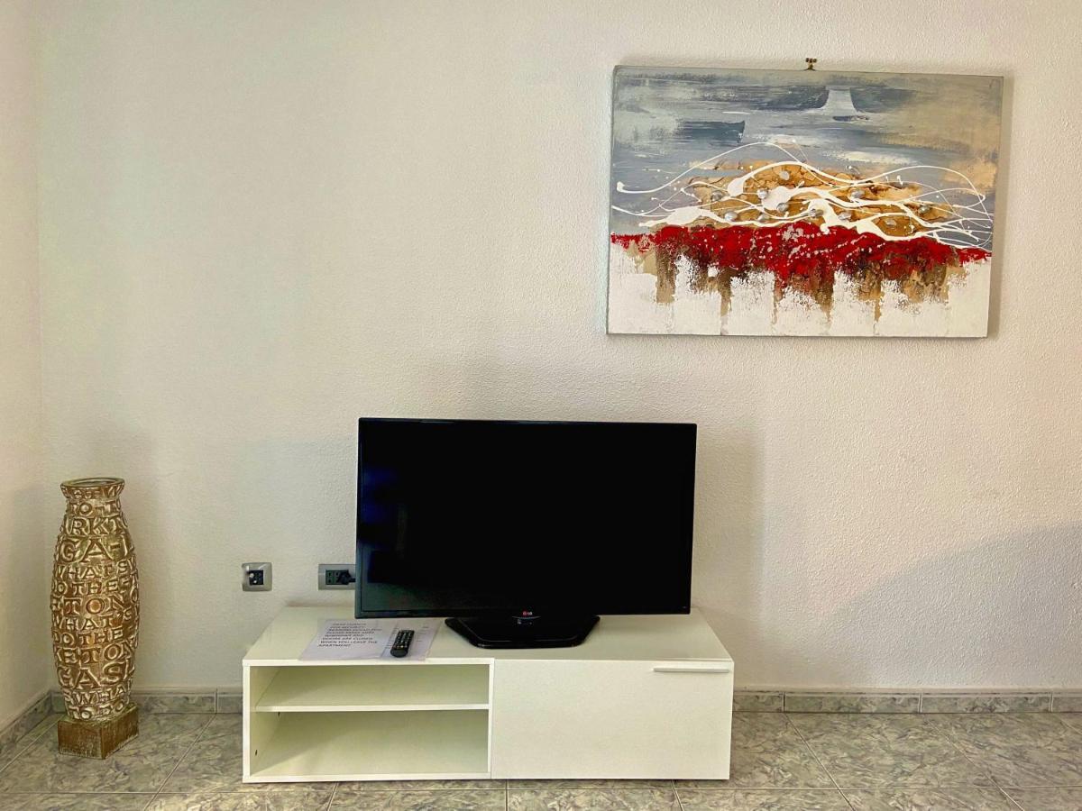 Victoria Court Modern 1 Bed Apartment Лос-Крістіанос Екстер'єр фото